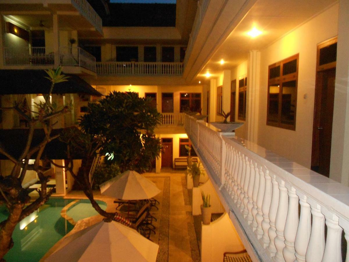 Wida Hotel Legian Exterior foto